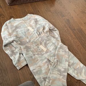 Z supply lounge camo set